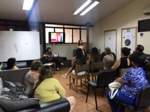 PRM Kumelkan realiza taller de primera acogida para adultos responsables