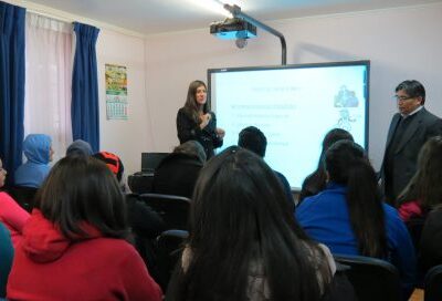 Abogados de la Defensoría Penal Pública ofrecieron charla a adolescentes del PRM Unamos Las Manos